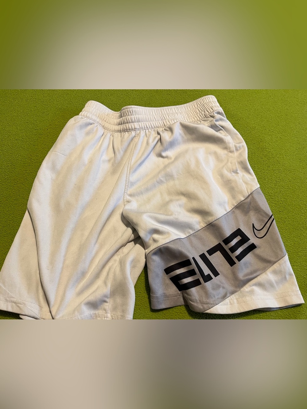 N I K E DRI/FIT ELITE… child medium — white with black highlights
